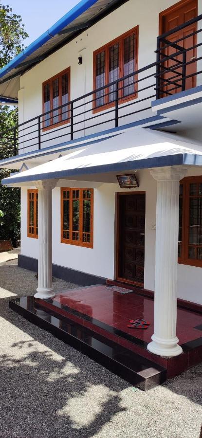Soly'S Villa Homestay Munnar Dış mekan fotoğraf